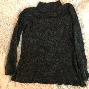Old navy turtle neck sweater